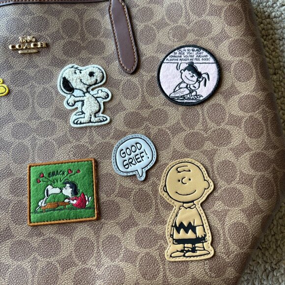 NWT Coach x Peanuts Limited Edition Monogram Tote – 75th Anniversary Snoopy - Picture 4 of 15
